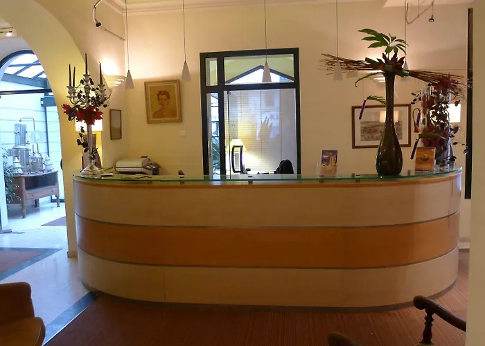 Excelsior Готель 4*