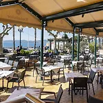 Excelsior Hotel 4*