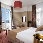 Excelsior Hotel