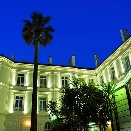 Excelsior Hotel