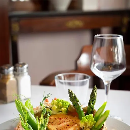 Excelsior فندق 4*