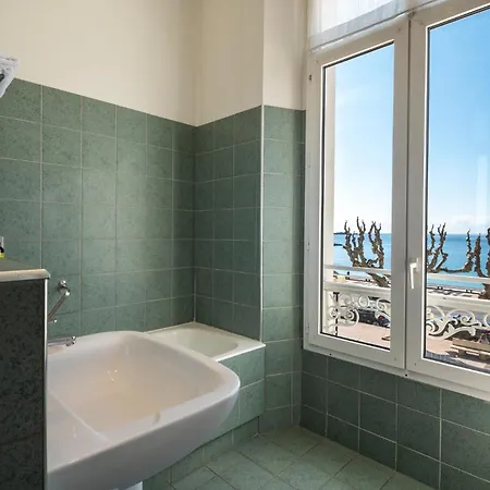 艾克塞西尔酒店