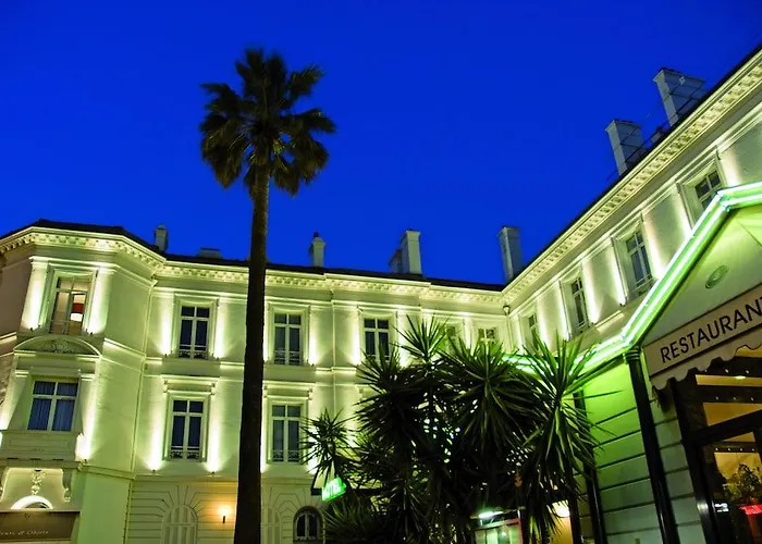 Excelsior Готель