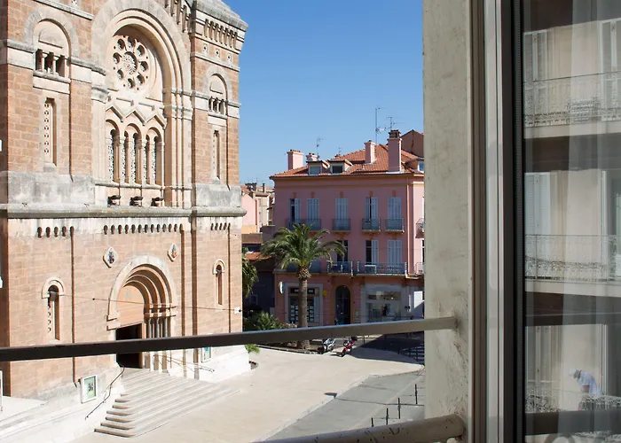 艾克塞西尔酒店 酒店