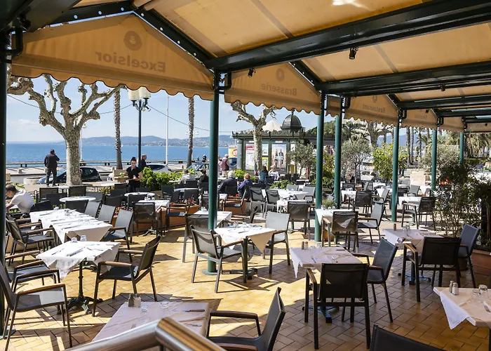 Excelsior Готель 4*